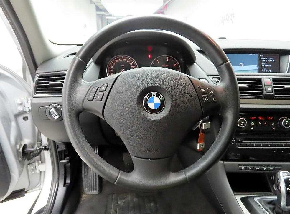 BMW X1 xDrive 20d 4WD 사진 8