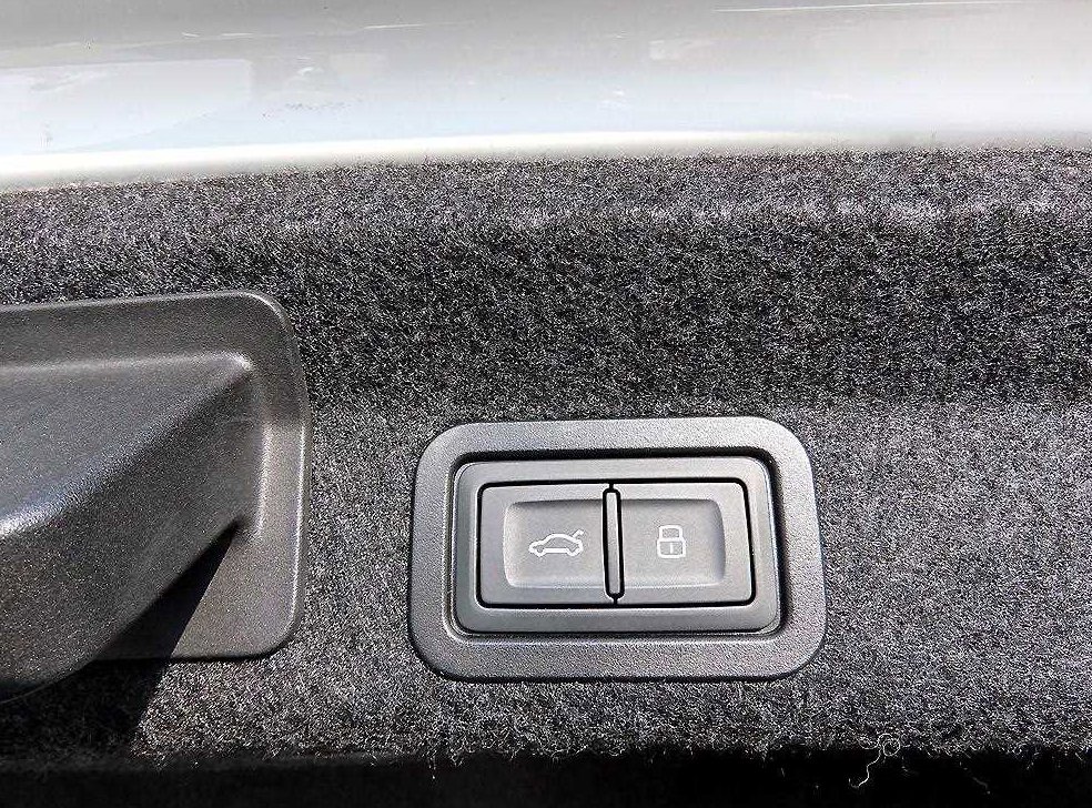 아우디 A6 45 TFSI 사진 18