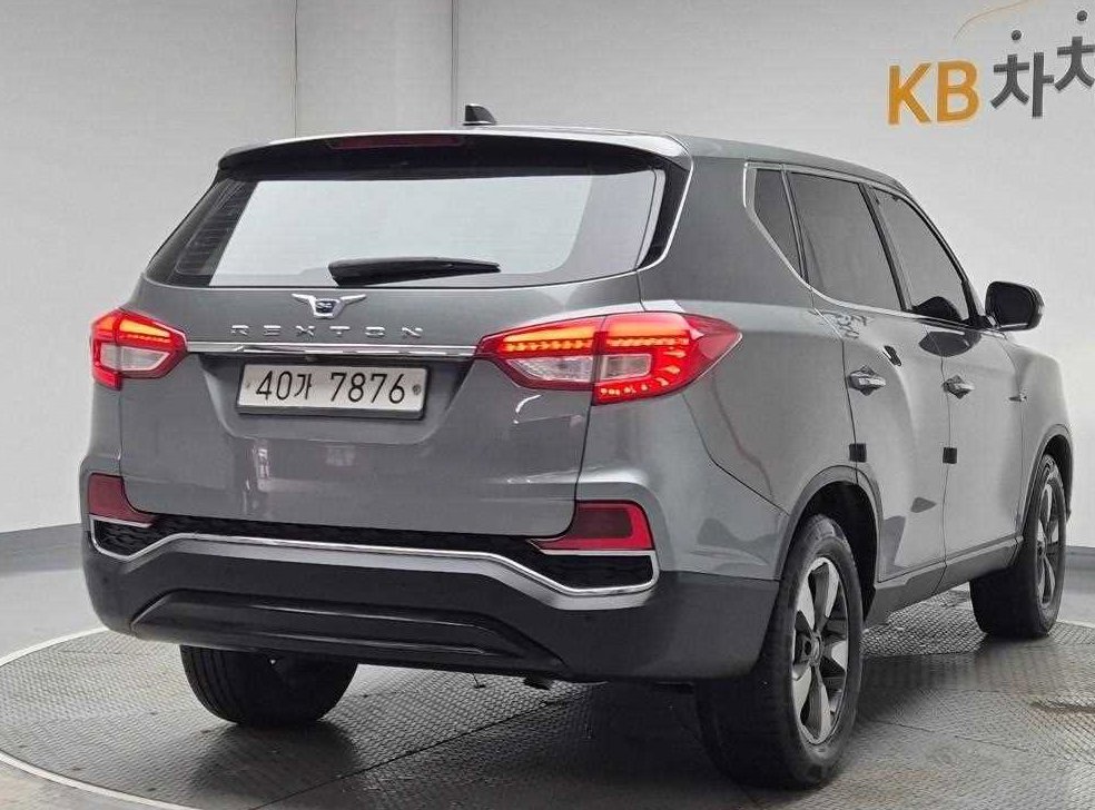 KG모빌리티(쌍용)  렉스턴 디젤 2.2 4WD 사진 3