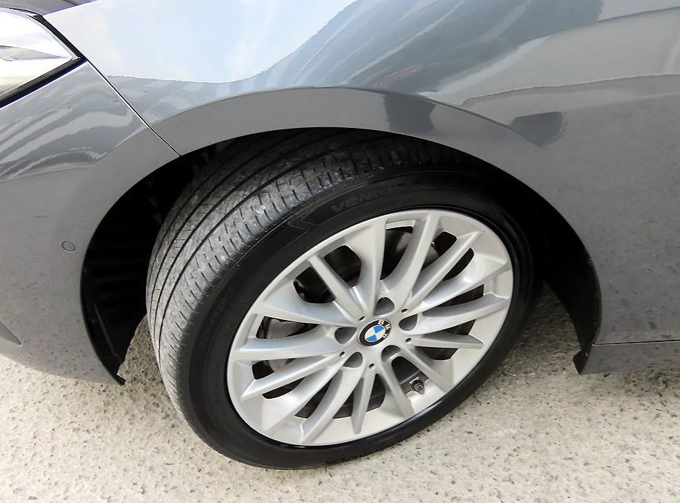 BMW 2시리즈 218d 어드밴티지 사진 18