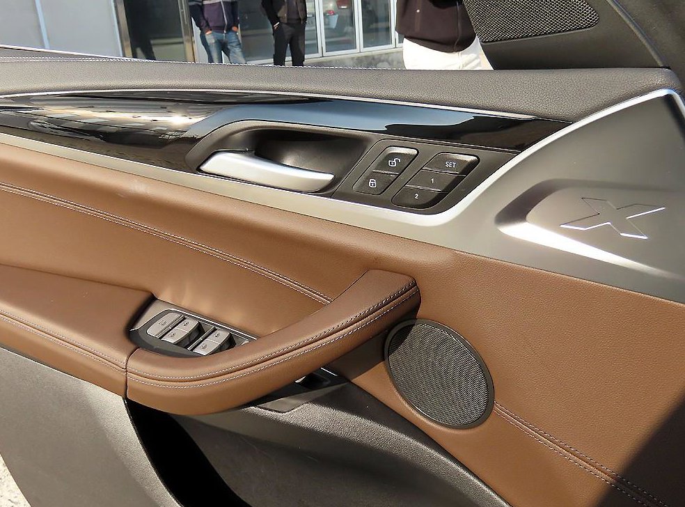 BMW X4 xDrive 20i xLine 사진 11