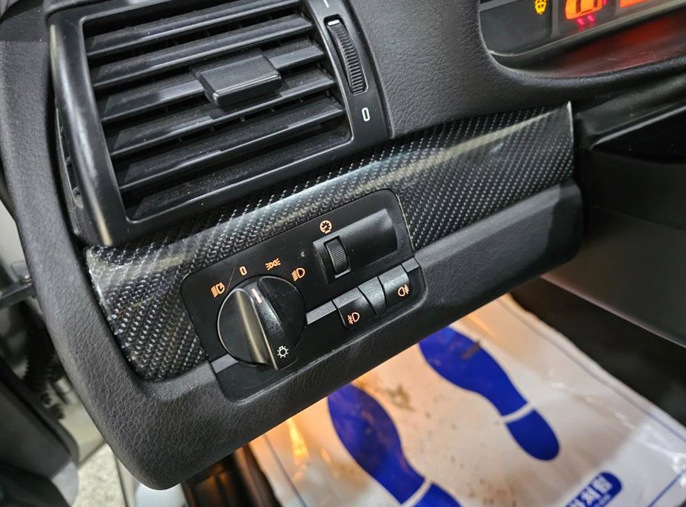 BMW 3시리즈 320I 세단 사진 15