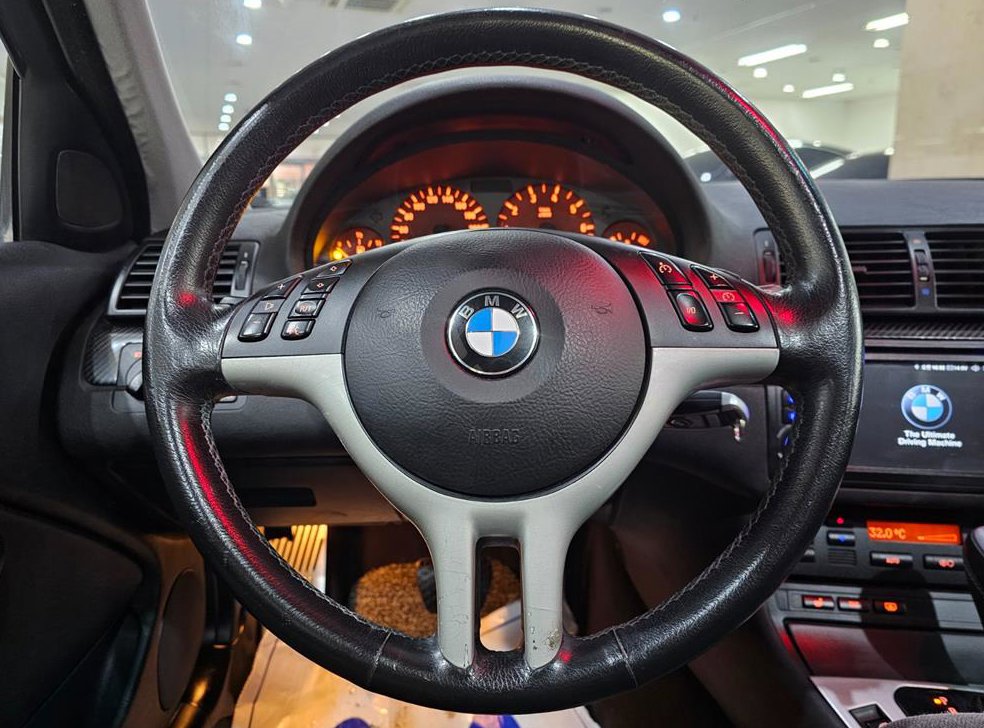 BMW 3시리즈 320I 세단 사진 7