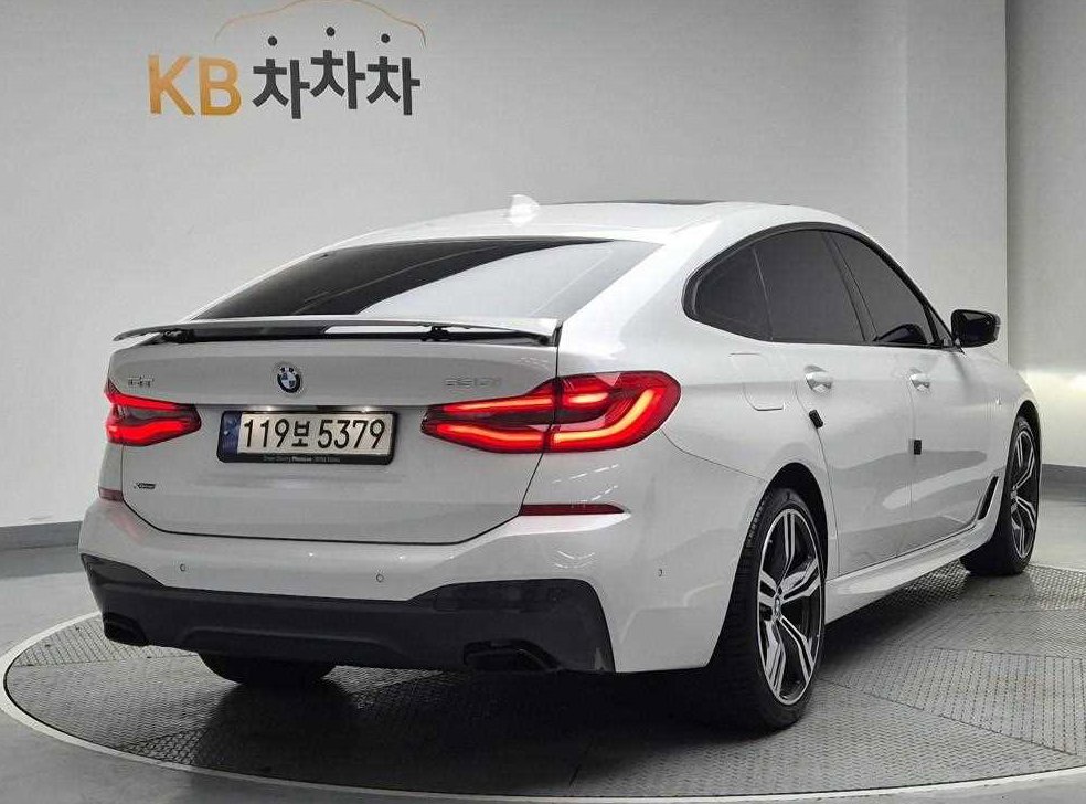 BMW 그란투리스모 630i xDrive M 스포츠 사진 3