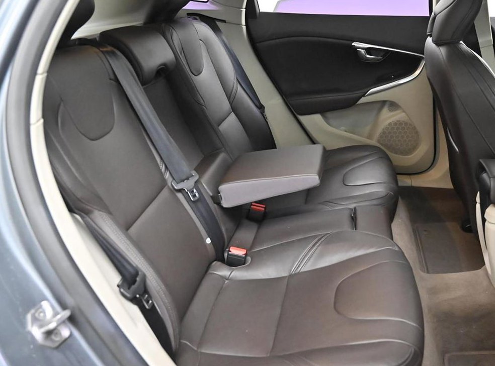 볼보 V40 D2 사진 10