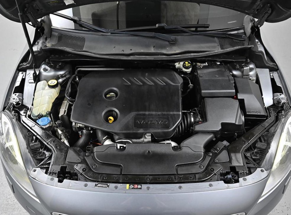 볼보 V40 D2 사진 19
