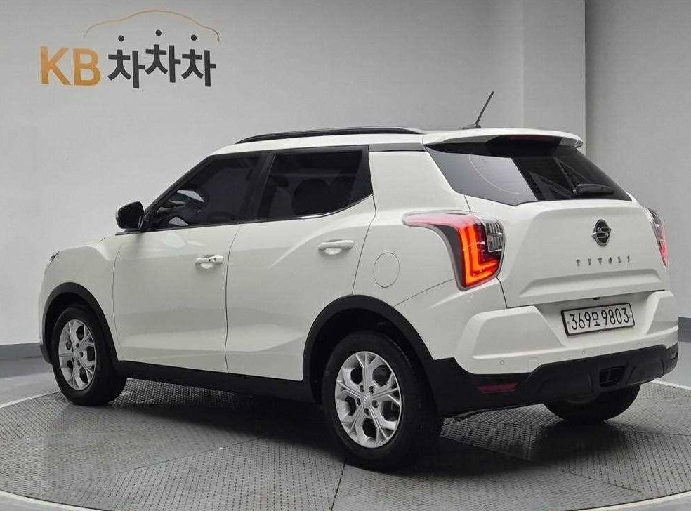 KG모빌리티(쌍용)  티볼리 2WD 가솔린 1.5 사진 2