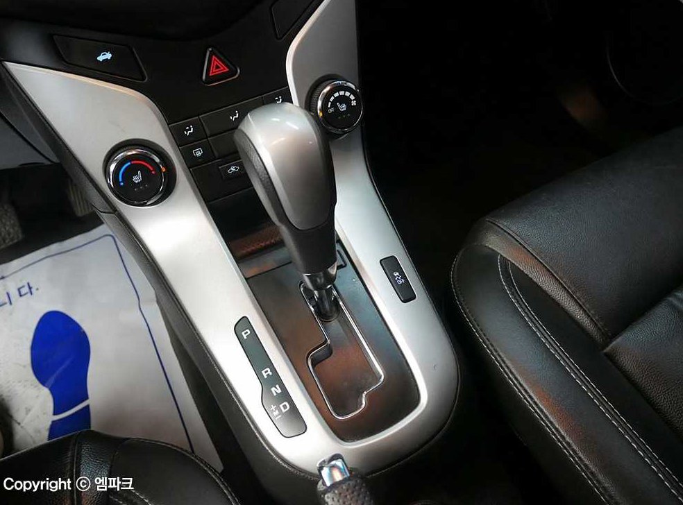 쉐보레 크루즈 1.4 터보 LT 디럭스팩 사진 17