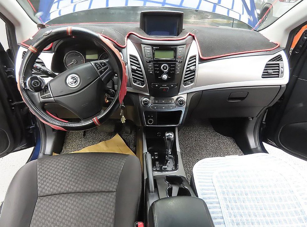 KG모빌리티(쌍용)  코란도 4WD 2.2 KX 사진 11