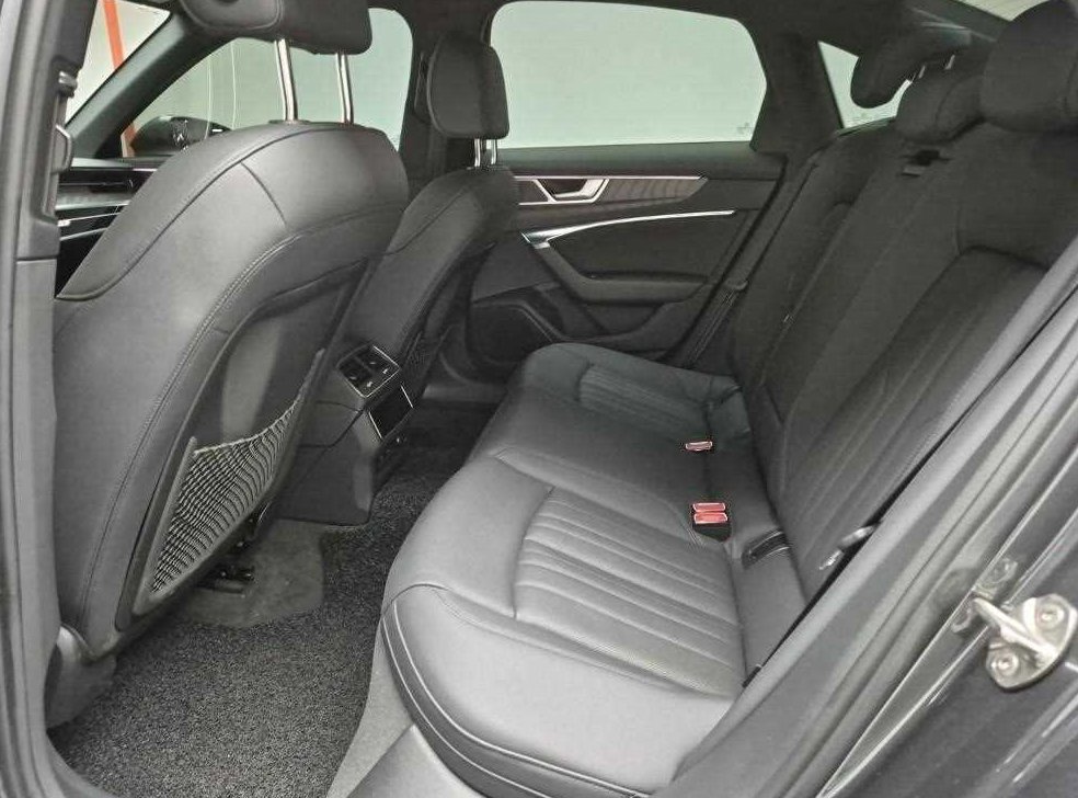 아우디 A6 45 TFSI 콰트로 프리미엄 사진 12