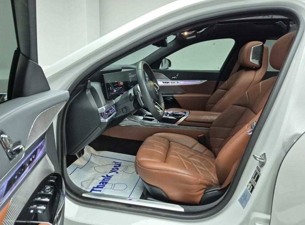 BMW 7시리즈 740i sDrive M 스포츠 사진 11