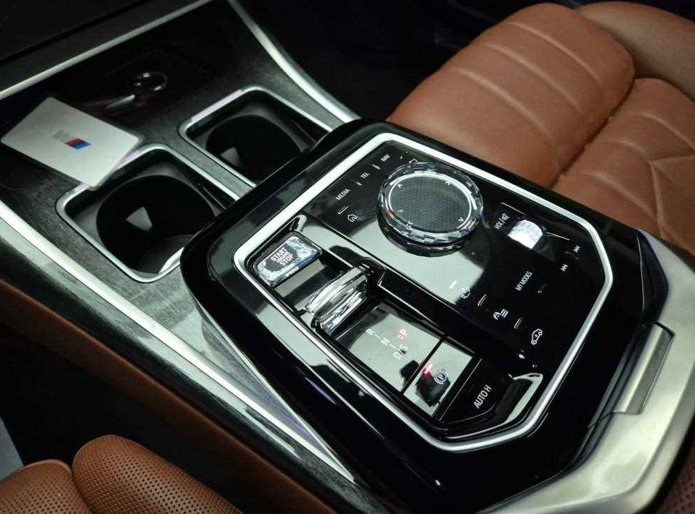 BMW 7시리즈 740i sDrive M 스포츠 사진 8