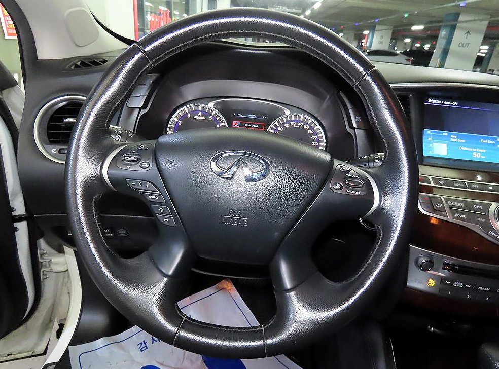 인피니티 QX 3.5 AWD 사진 8