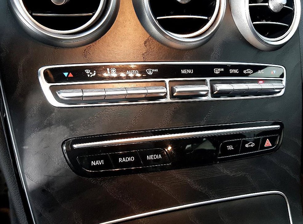 벤츠 C 클래스 C200 AMG LINE 사진 11