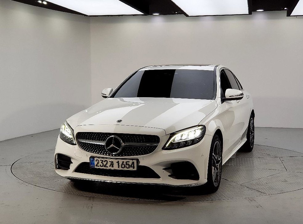 벤츠 C 클래스 C200 AMG LINE 사진 2