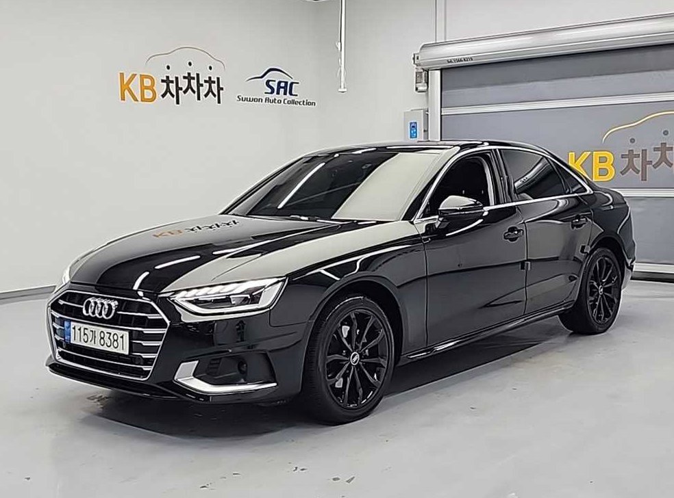 아우디 A4 40 TFSI