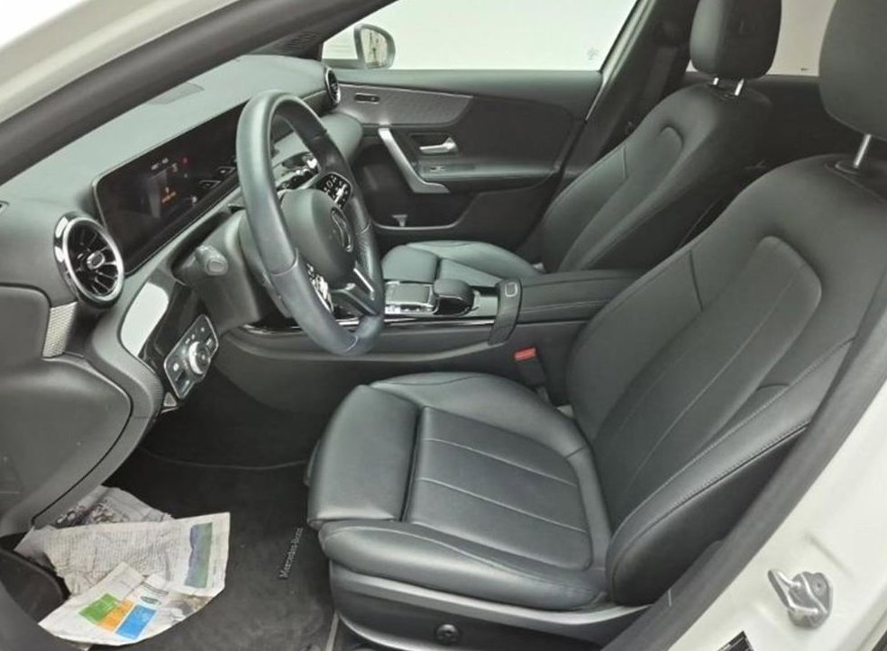 벤츠 A 클래스 A250 4MATIC 세단 사진 11