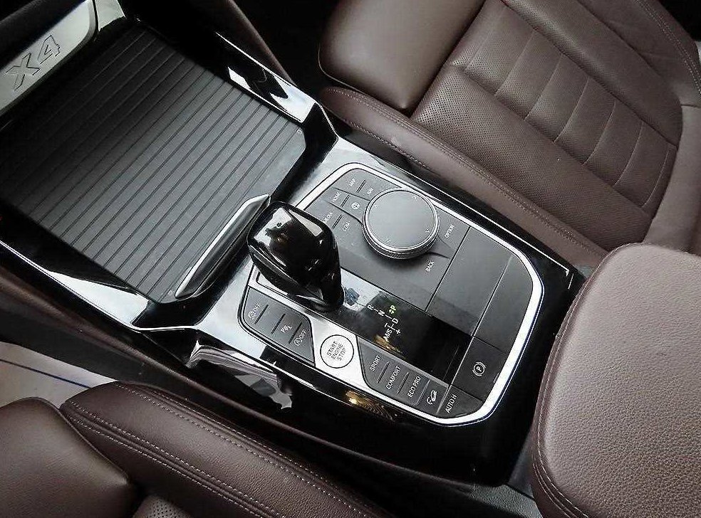 BMW X4 xDrive 20d xLine 사진 10