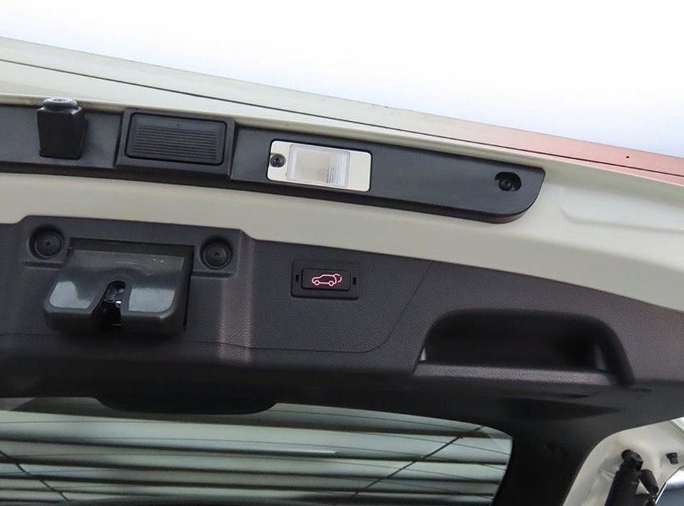 KG모빌리티(쌍용)  코란도 4WD 가솔린 1.5 C7 사진 17