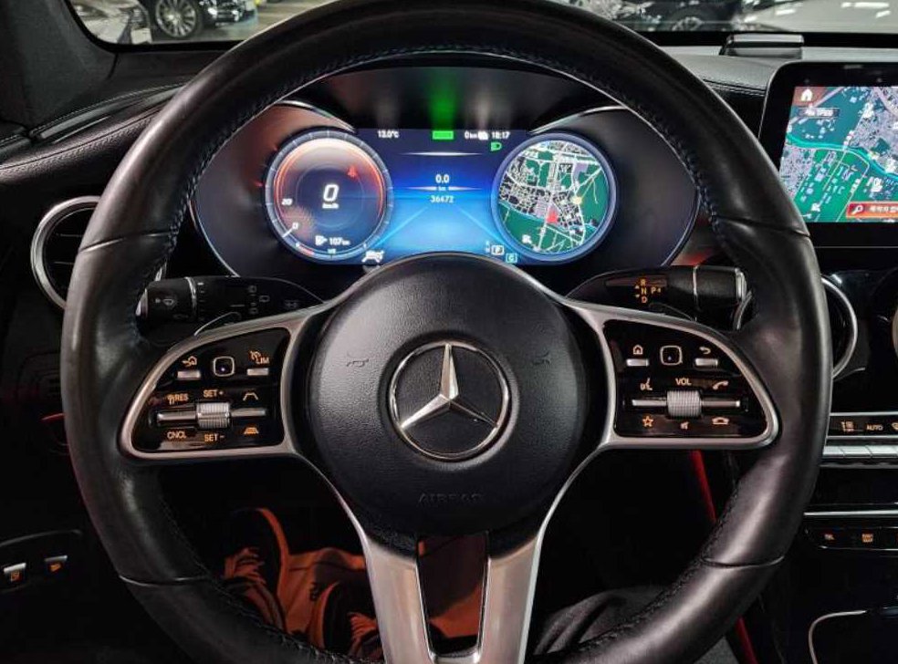 벤츠 GLC 클래스 GLC 300 e 4MATIC 사진 10