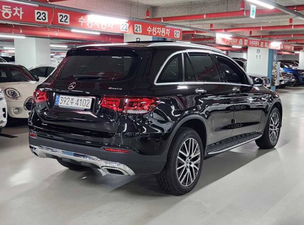 벤츠 GLC 클래스 GLC 300 e 4MATIC 사진 6