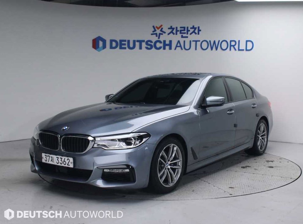 BMW 5시리즈 520d M 스포츠 플러스
