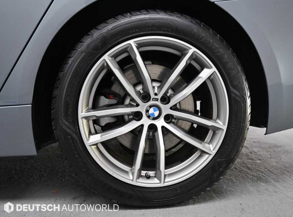 BMW 5시리즈 520d M 스포츠 플러스 사진 5