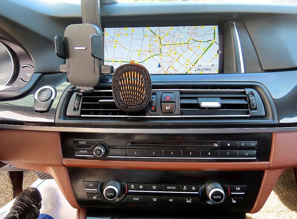 BMW 5시리즈 520d xDrive M 에어로다이나믹 사진 13