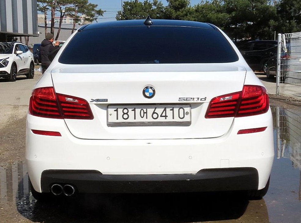 BMW 5시리즈 520d xDrive M 에어로다이나믹 사진 4