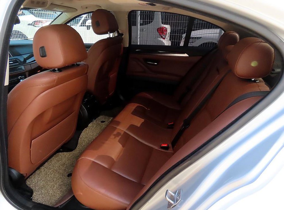 BMW 5시리즈 520d xDrive M 에어로다이나믹 사진 6