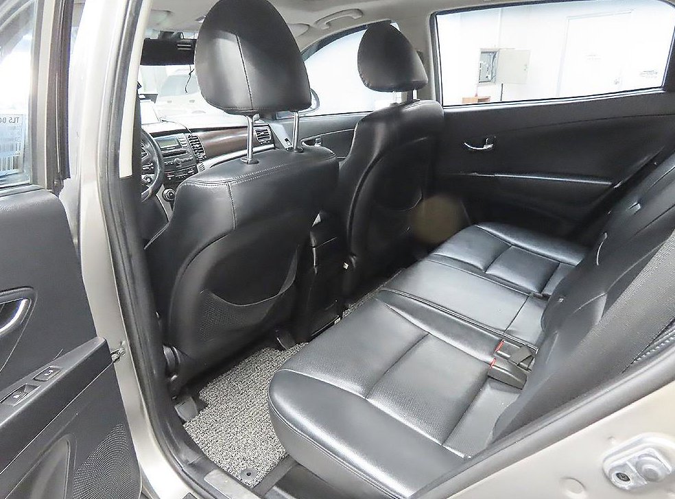 KG모빌리티(쌍용)  코란도 CLUBBY 4WD 사진 7
