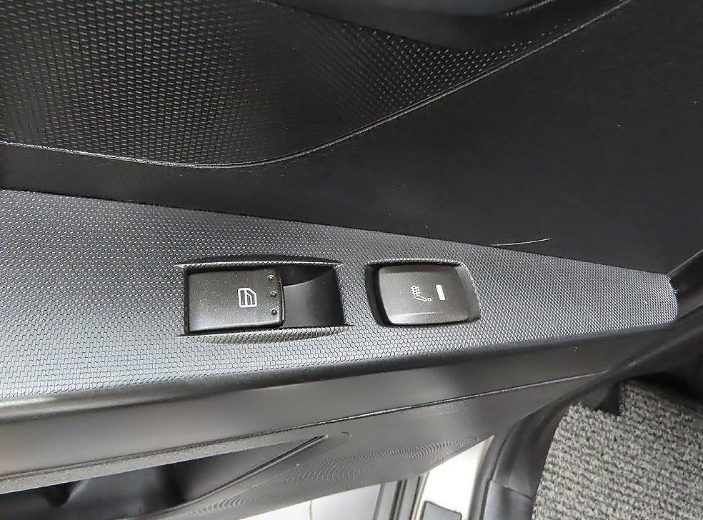 KG모빌리티(쌍용)  코란도 CLUBBY 4WD 사진 8