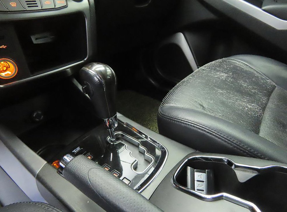 KG모빌리티(쌍용)  코란도 2WD 2.0 CVT 사진 11