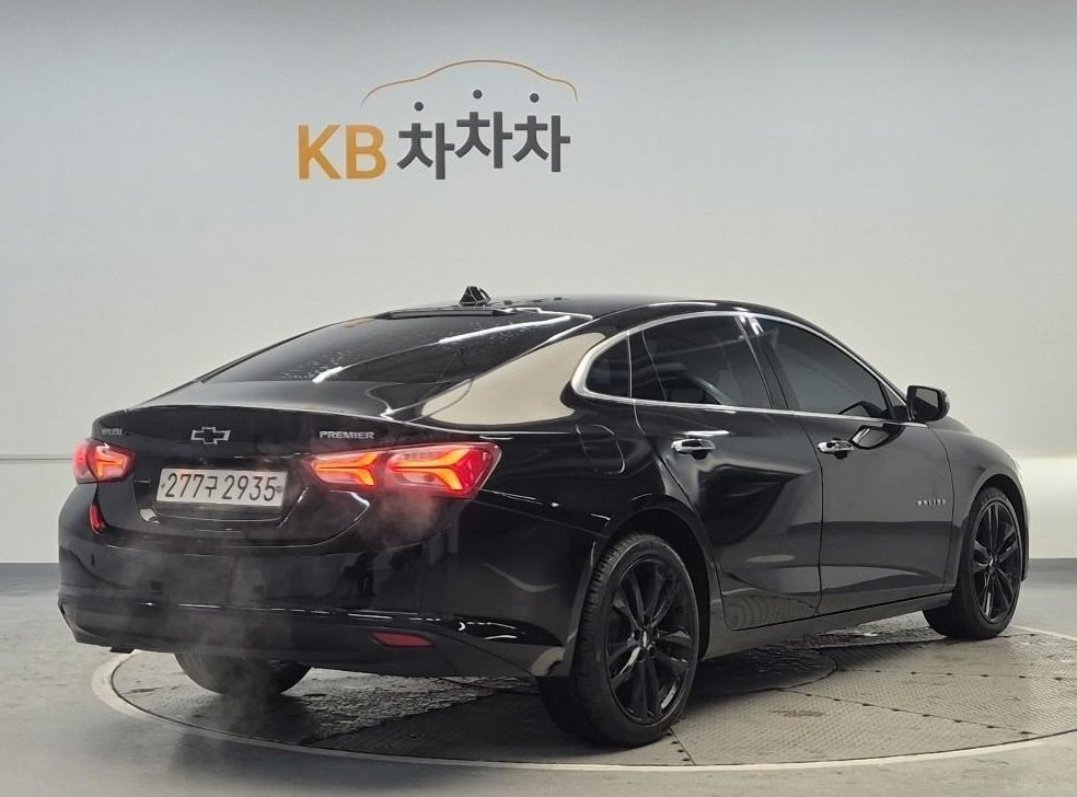 쉐보레 말리부 가솔린 1.3 E-터보 퍼펙트 블랙 사진 3