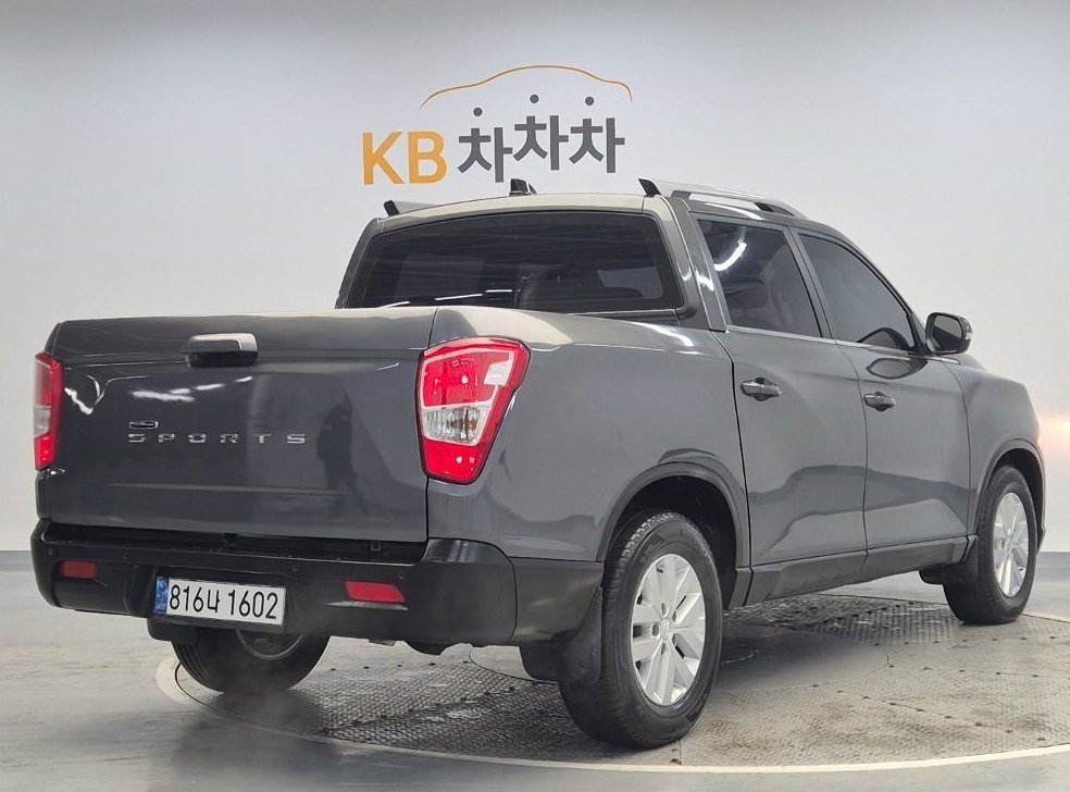 KG모빌리티(쌍용)  렉스턴 디젤 2.2 2WD 사진 3