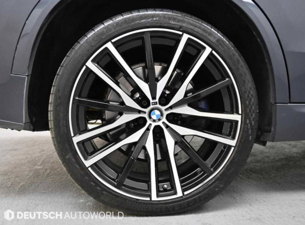 BMW X5 M50i 사진 5