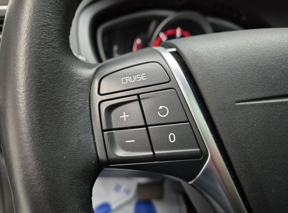 볼보 V40 D3 사진 16