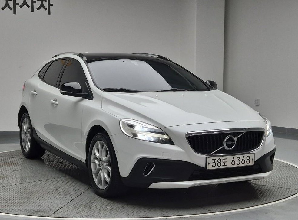 볼보 V40 D3 사진 4