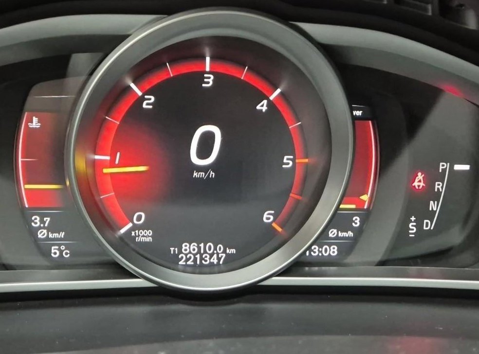 볼보 V40 D3 사진 6