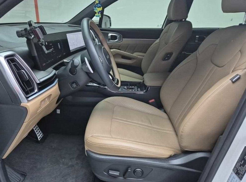 기아 쏘렌토 가솔린 2.5T 4WD 시그니처 사진 11