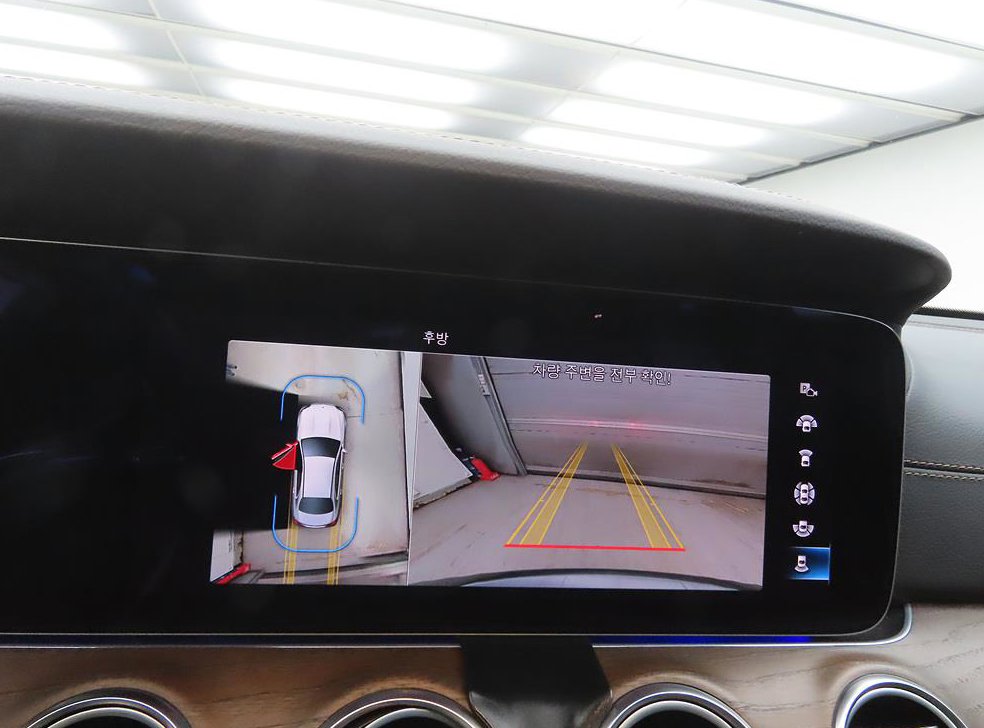 벤츠 E 클래스 E300e 4MATIC 익스클루시브 사진 13