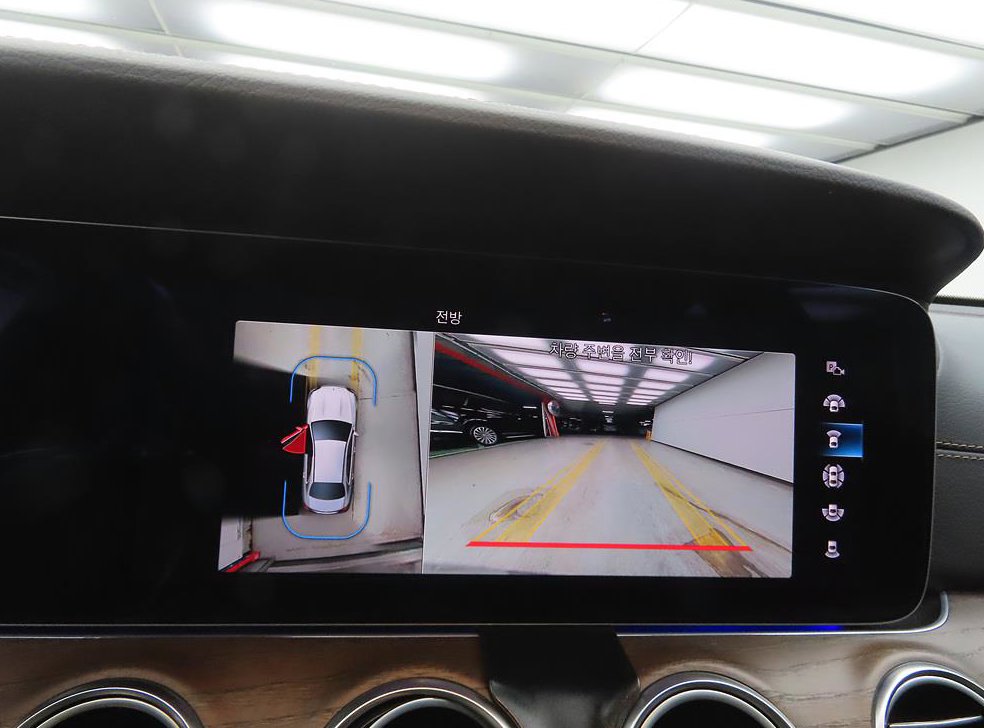 벤츠 E 클래스 E300e 4MATIC 익스클루시브 사진 14