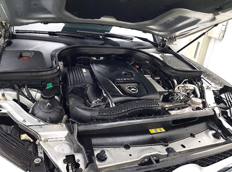 벤츠 GLC 클래스 GLC 350 e 4MATIC AMG LINE 사진 6