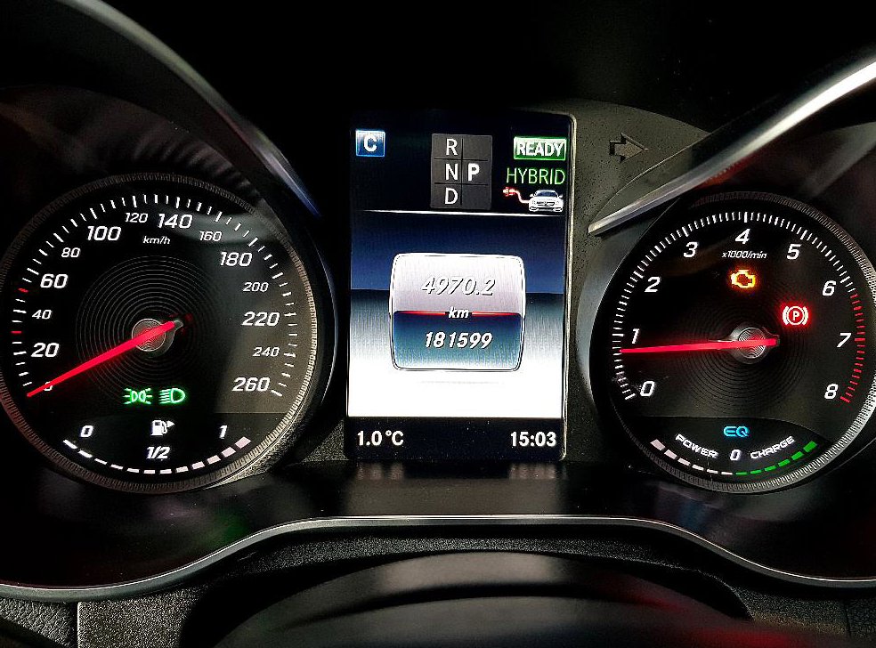 벤츠 GLC 클래스 GLC 350 e 4MATIC AMG LINE 사진 7