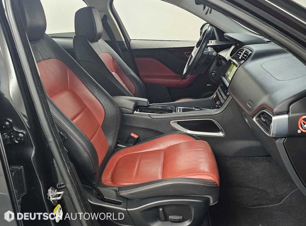 재규어 F-PACE 20d R-Sport 사진 10