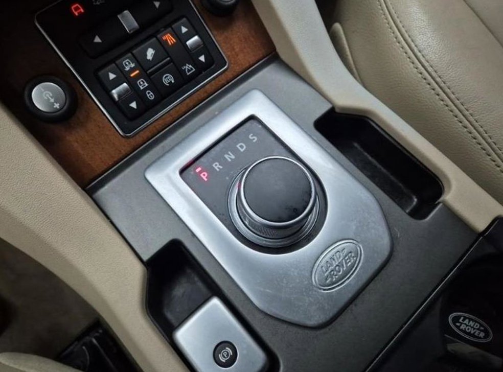 랜드로버 디스커버리 3.0 SDV6 HSE 사진 8