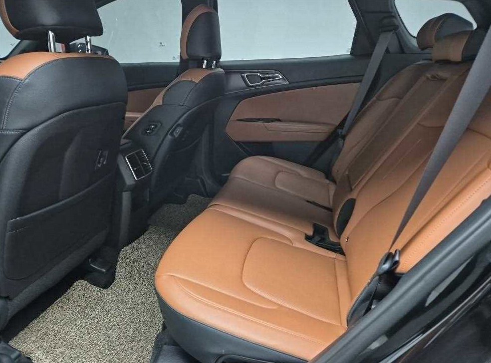 기아 스포티지 2.0 디젤 2WD 사진 12