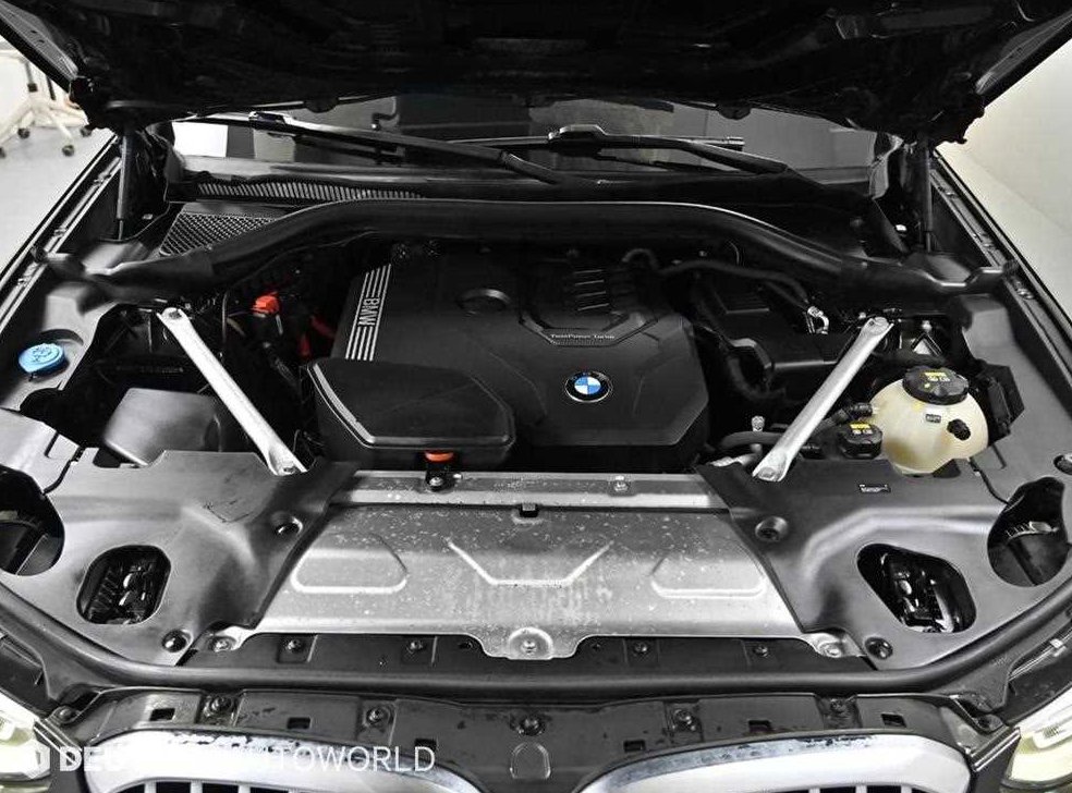 BMW X4 xDrive 20i xLine 사진 5
