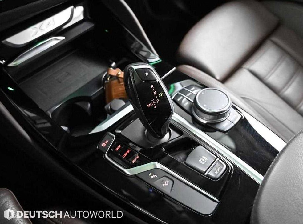 BMW X4 xDrive 20i xLine 사진 8