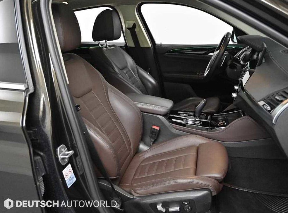BMW X4 xDrive 20i xLine 사진 9